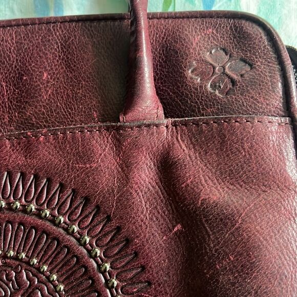 Patricia Nash Large Paris Embossed Leather Studded Shoulder Bag - Picture 2 of 16